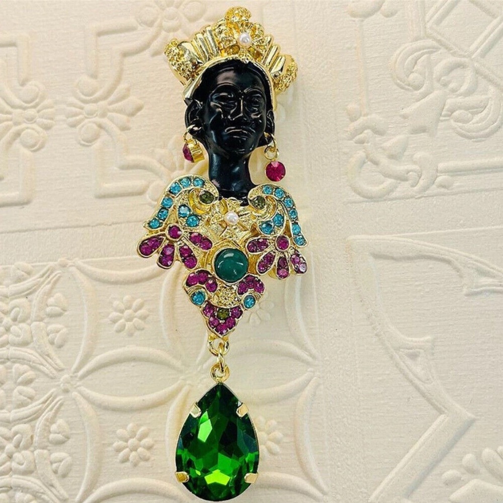 Elegant Gold and Multicolor Pendant - Picture 2 of 4